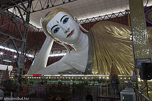 Liegender Buddha im Chaukhtatgyi Tempel