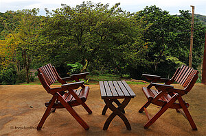 Gemütliche Terrasse bei der Boca Tapada Lodge