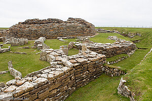 Der Broch of Gurness ist umgeben von einem Dorf