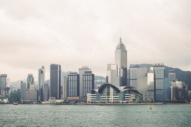 Blick von Kowloon nach Hongkong-Island
