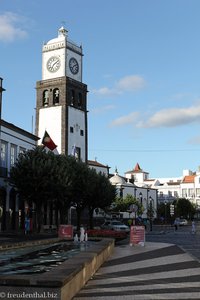 Blick von der Kirche San Miguel zum Zentrum von Ponta Delgada