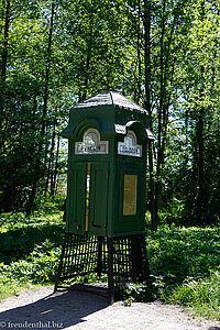 Telefonzelle im Freilichtmuseum von Helsinki