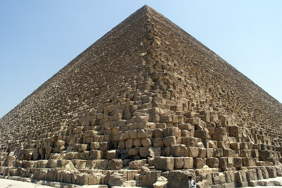 Ecke der Cheops-Pyramide in Gizeh bei Kairo