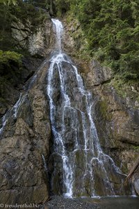 Der Steinebach Wasserfall beim Edelsberg