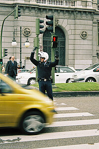 Verkehrsregelung auf der Gran Via