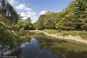 Der große Teich beim Bulguksa Tempel