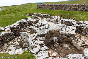 beim Broch of Gurness auf Orkney