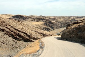 Straße beim Kuiseb-Canyon im Namib-Naukluft Park