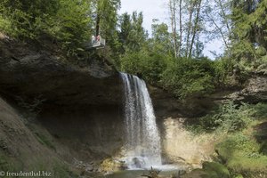 Beim Fallbecken der Scheidegger Wasserfälle
