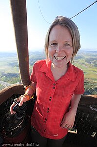 Annette im Heißluftballon über Mallorca