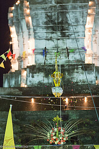 die Opfergaben im Wat Phra Kaew