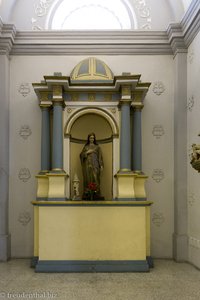 Die Heilige Barbara in der Kathedrale von Popayán.