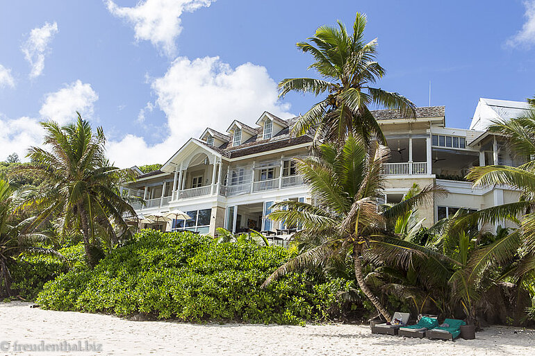 Banyan-Tree Hotel bei der Anse Intendance