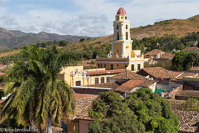 Blick über Trinidad auf Kuba