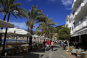 Strandpromenade von Soller