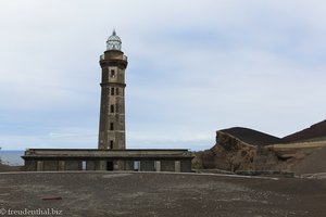 der alte Leuchtturm an der Ponta dos Capelinhos
