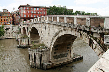 Brücke zur Tiberinsel