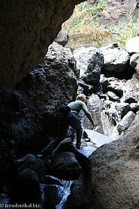 Aufstieg am Wasserfall des Barranco de Masca