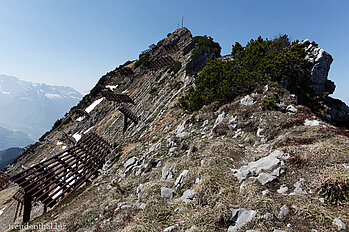 die letzten Meter zum Gipfel des Mattstocks