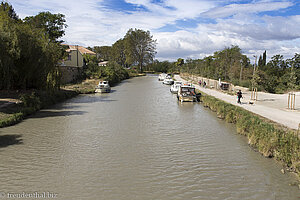 beim Hafen von Colombiers am Canal du Midi