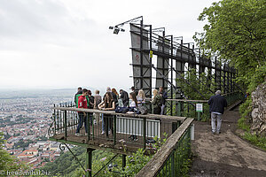 Plattform nahe der Bethlen-Höhle auf dem Tampa