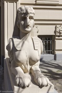 Sphinx in der Alberta iela von Riga