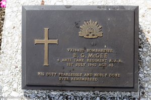Grab eines Australiers - Thanbyuzayat
