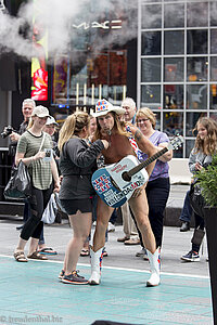 Naked Cowboy am Times Square