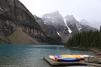 Boote am Lake Moraine, Banff NP