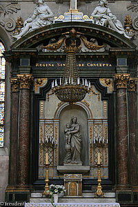 Mariendarstellung in der Kirche St. Paul-St. Louis