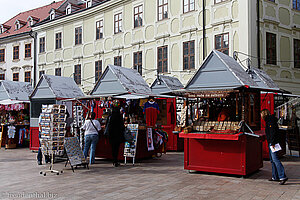 Souvenirstände auf dem Hauptplatz