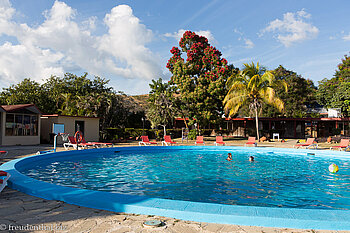 Hotelpool beim Las Cuevas in Trinidad
