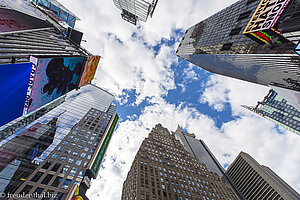 Hochhäuser am Times Square von New York