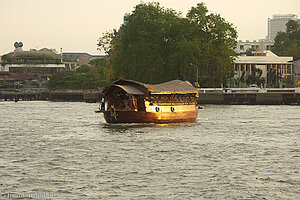 Dinner Cruise - unsere Dschunke legt gleich an