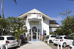 Eingang Hotel Le Nautile auf La Réunion