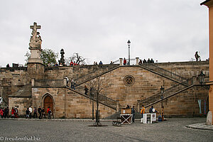 Stiege auf die Karlsbrücke