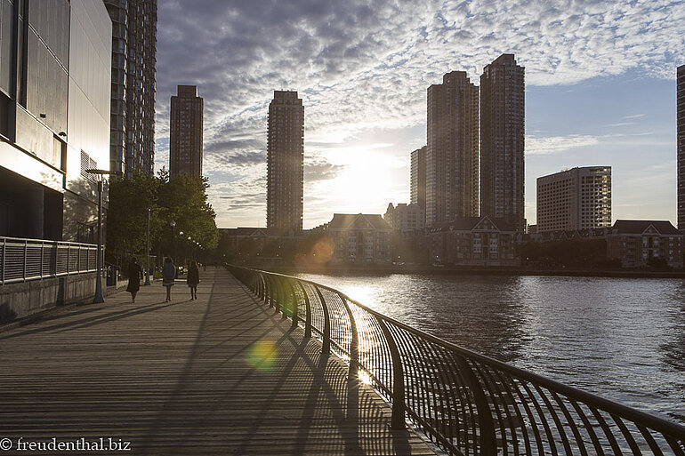 Sonnenuntergang bei Newport in Jersey City