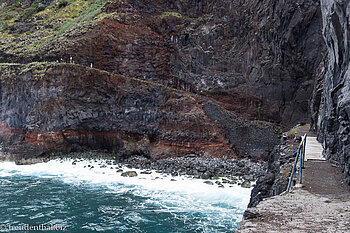 Weg an der Ponta de São Jorge