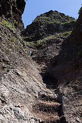 Steiler Aufstieg auf der Umleitung zum Pico Ruivo