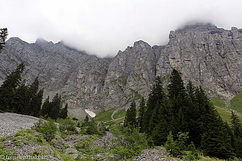 Blick über einen ehemaligen Gletscher zum Mürtschenstock