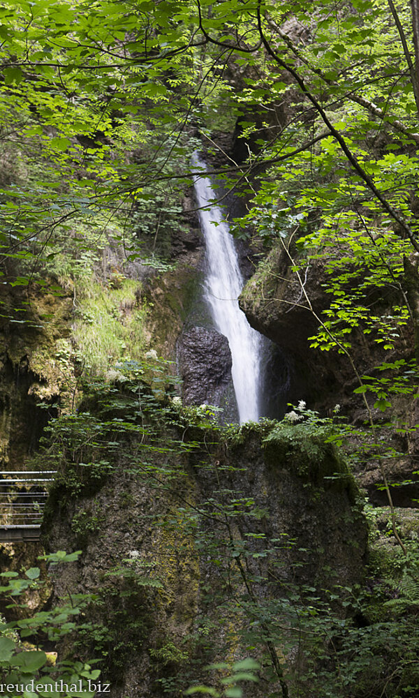 Hinanger Wasserfall Wanderung zum Hinanger Wasserfall