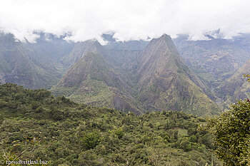 Sicht auf den Piton Cabris und den Crête de la Marianne