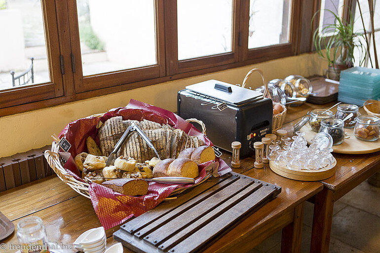 Frühstück im Hotel des Grottes in Cabrerets