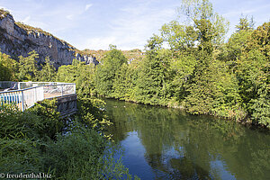 am Le Célé beim Hotel des Grottes