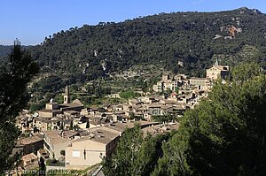 Blick über Valldemossa