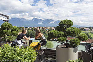 Auf der Dachterrasse des Alten Posthauses von Kranj