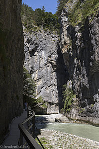 Kiesbänke in der Aareschlucht