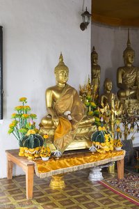 Buddha im That Chomsi auf dem Phou Si bei Luang Prabang