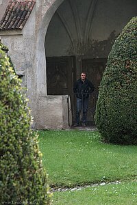 Garten vom Kreuzgang des barocken Doms zu Brixen