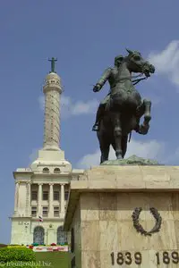 Santiago de los Cabelleros und das Heldendenkmal